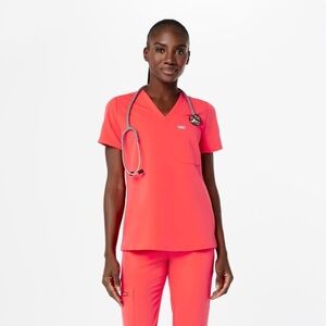 Figs fiery coral scrub set, nwt